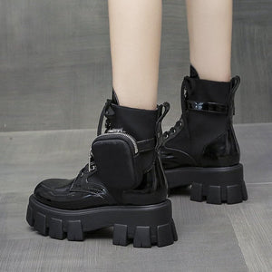 CHUNKY PLATFORM BOOTS / SNEAKERS