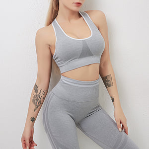 ATHlEISURE & ACTIVEWEAR