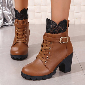 CHUNKY PLATFORM BOOTS / SNEAKERS