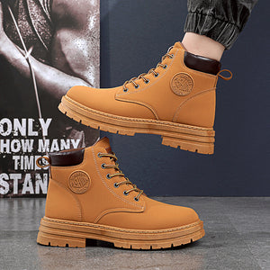 CHUNKY PLATFORM BOOTS / SNEAKERS