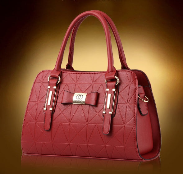 LADIES HANDBAG