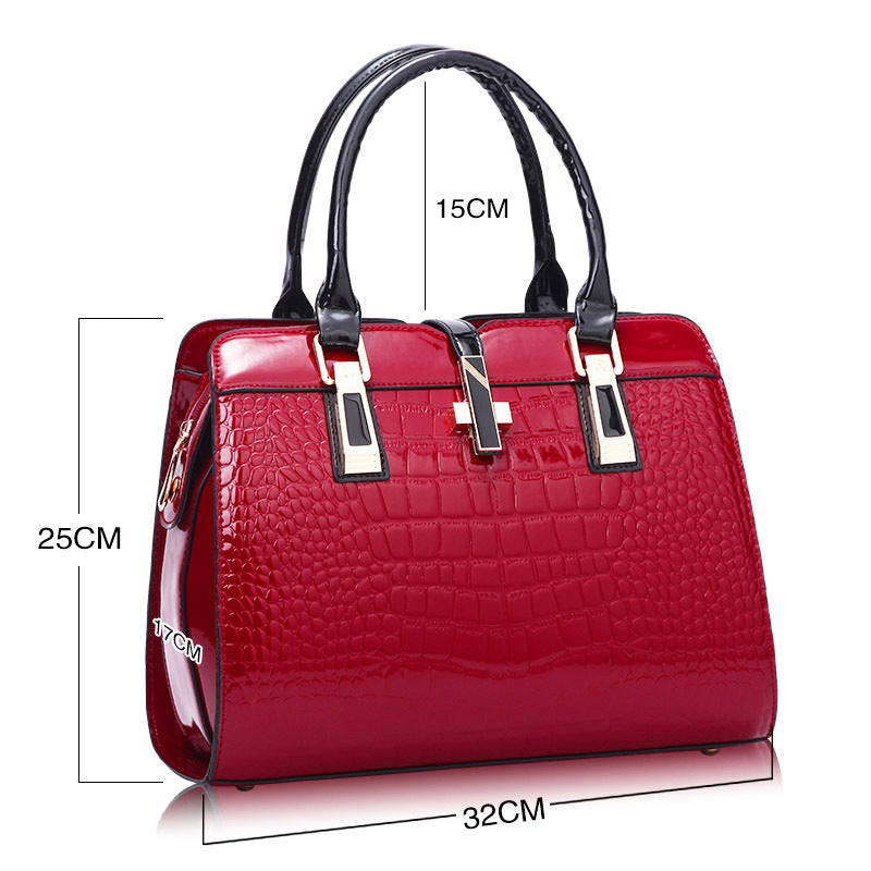 LADIES HANDBAG