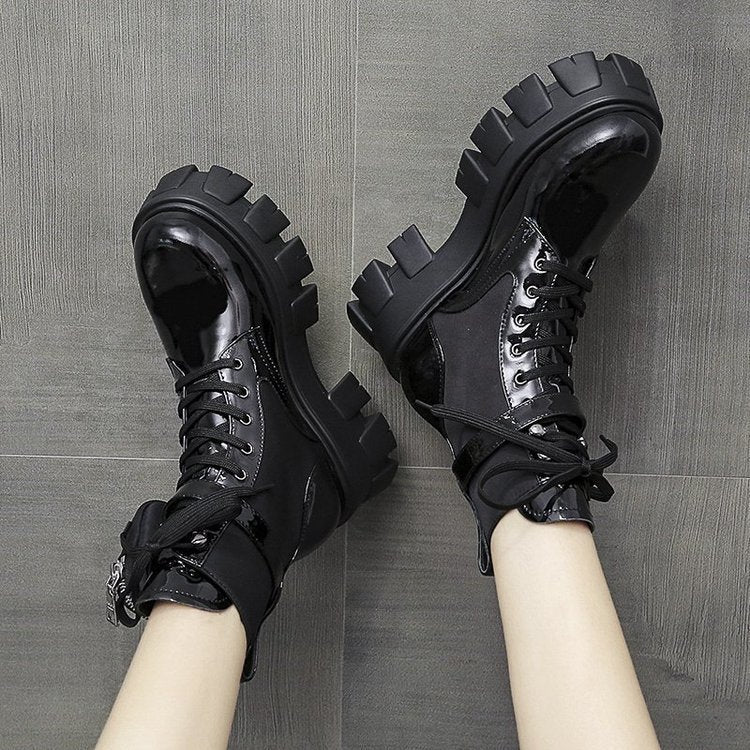 CHUNKY PLATFORM BOOTS / SNEAKERS