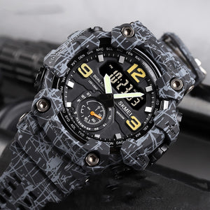 Outdoor Shockproof Plastic Men's Watch With Large Dial, Sports Digital Display, And Synchronized Electronic Watch
